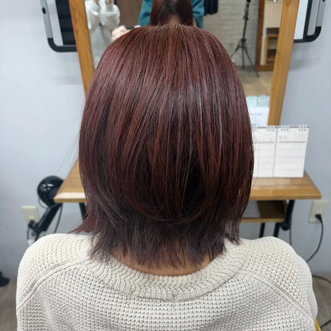 ミディアム 小谷野 七海🐬のヘアスタイル