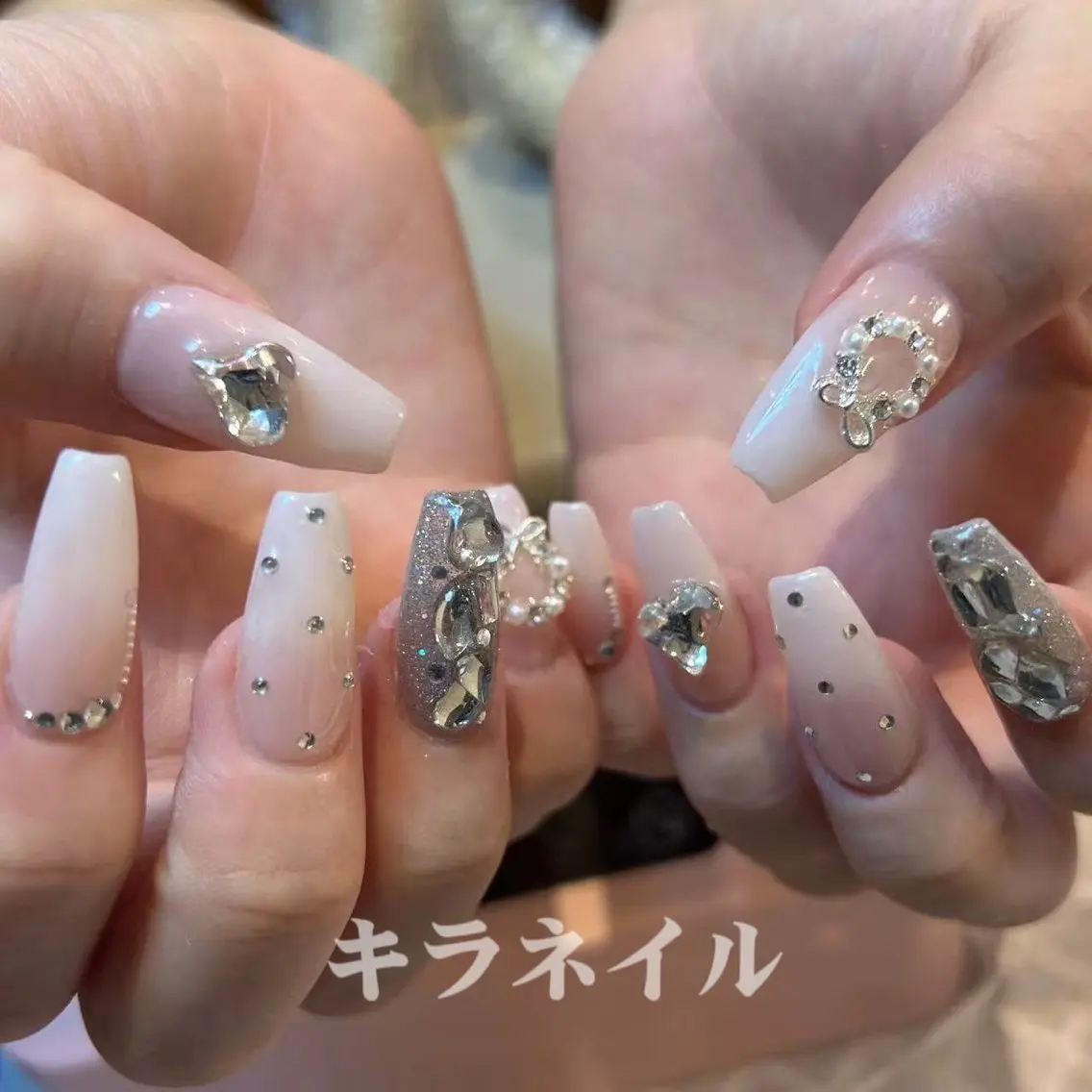 ネイル ハンドネイル 🎀kira 長さだし💗モチ最高のネイルデザイン