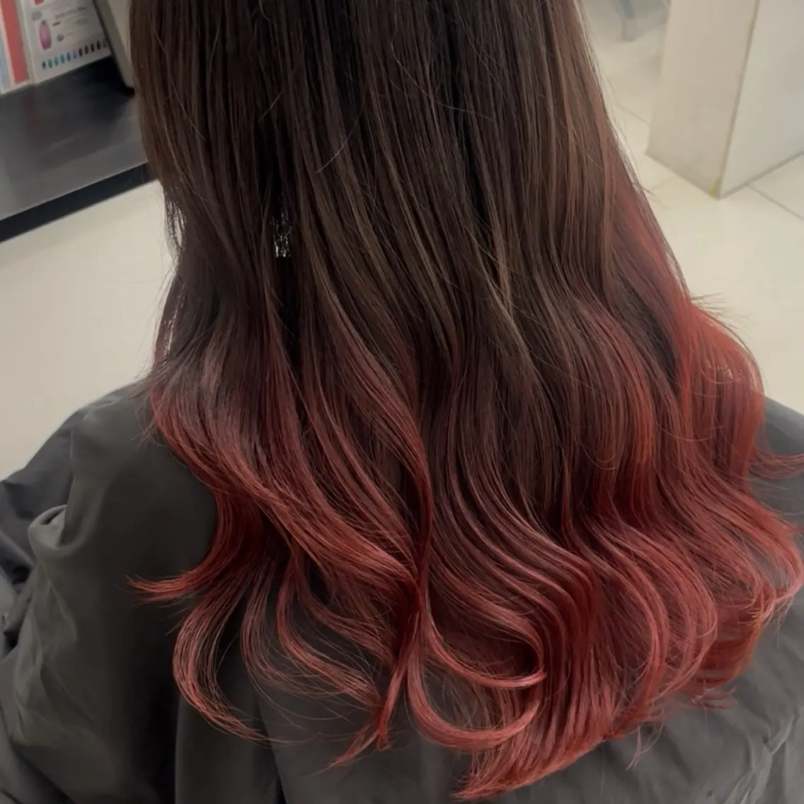 ロング カラー お団子ヘア 透明感カラー グラデーションモデル 🩷ALIVE 七海のヘアスタイル