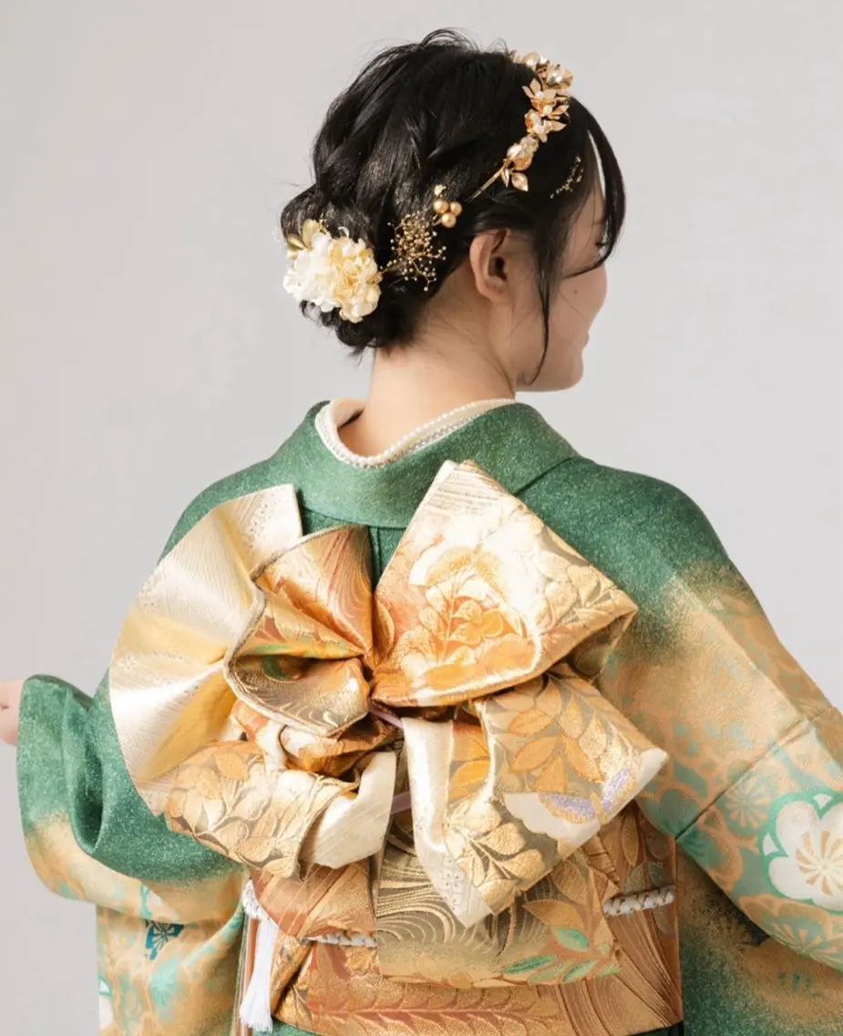 2027年度 成人式着付けヘアセット ご予約受付中✨️の写真