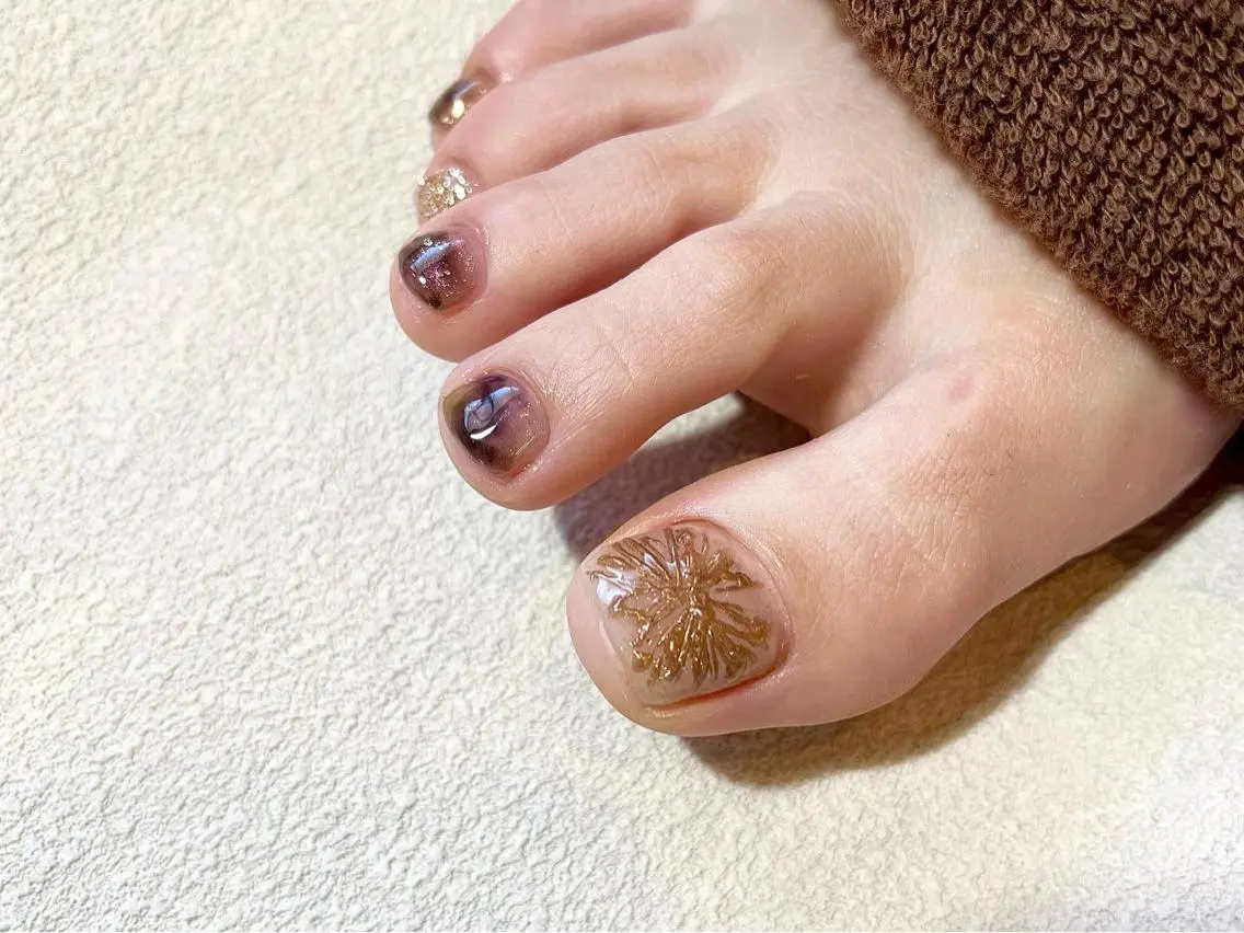 ネイル フットネイル 小河 仁美のネイルデザイン