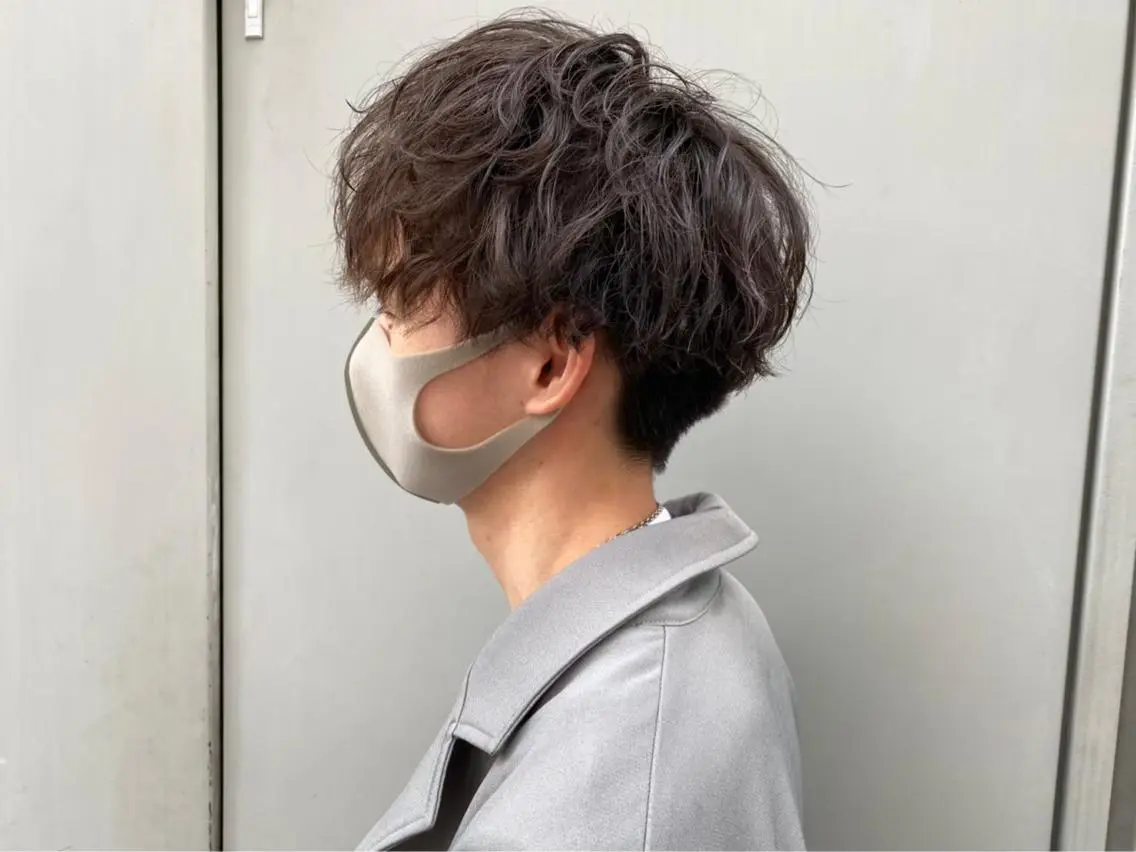 ショート メンズ 抜け感レイヤー︴ ニュアンスカラーのヘアスタイル