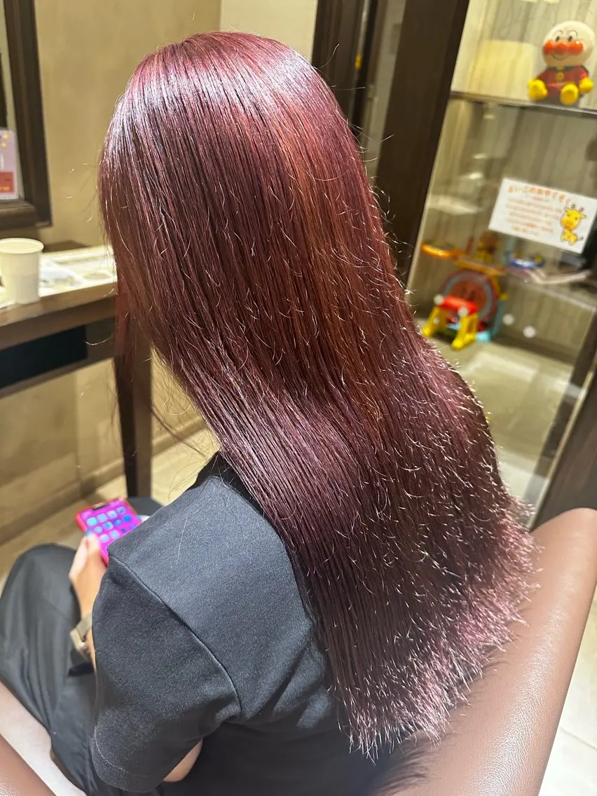 カラー ラベンダーカラー ラベンダーピンク ピンクカラー ヘアカラー トリートメント 荒木 郁実のヘアスタイル