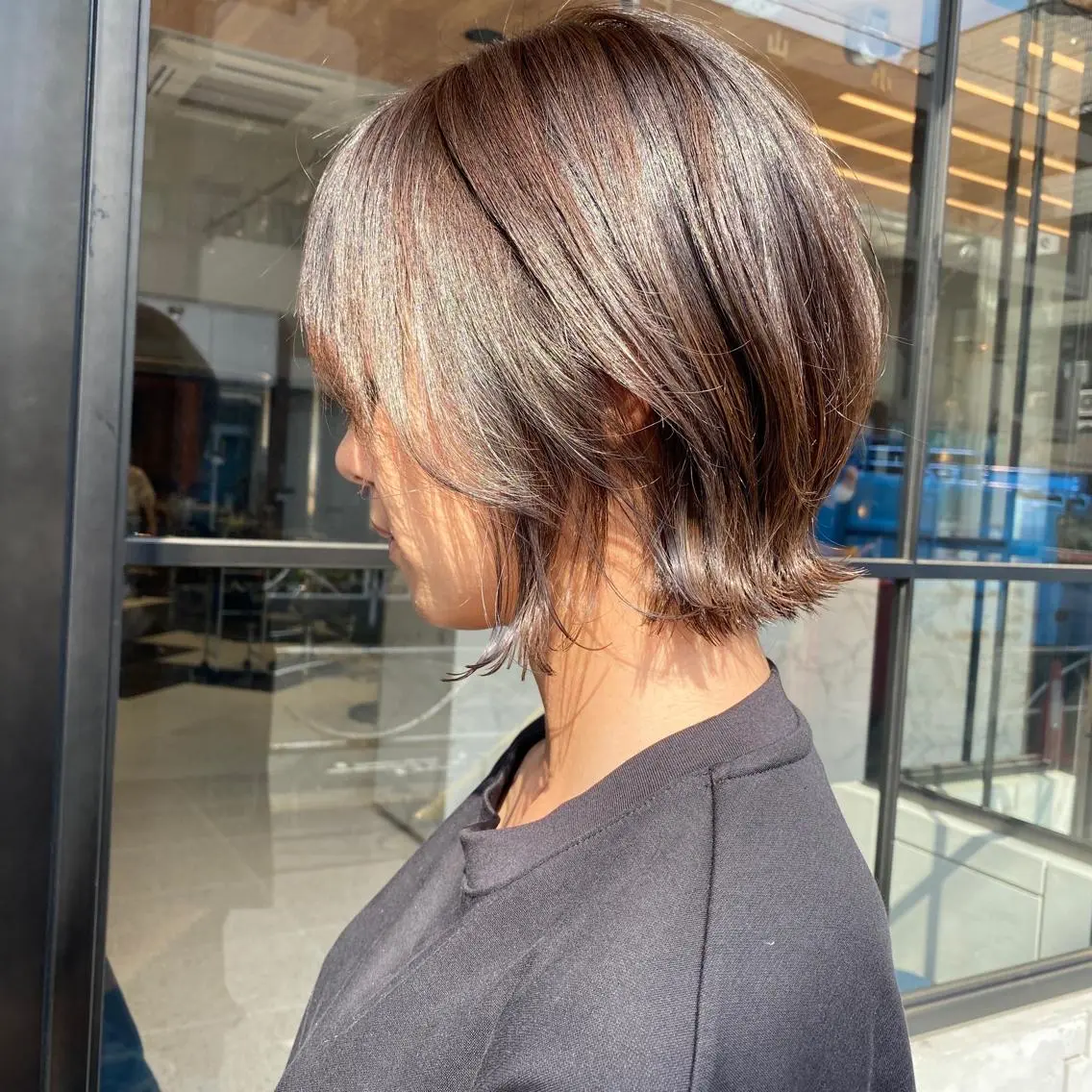ショート カラー ショートレイヤー ベージュカラー ラベンダーカラー シルバー シルバーベージュ ボブ/ハイトーン 福生Radix 下田のヘアスタイル