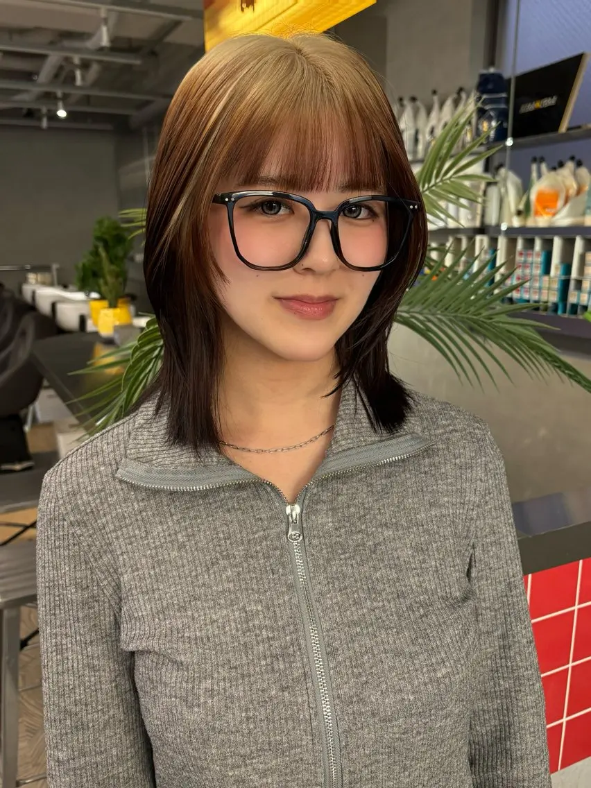 セミロング ヘアカラー 褒められる ハイトーン⭐️カノンのヘアスタイル