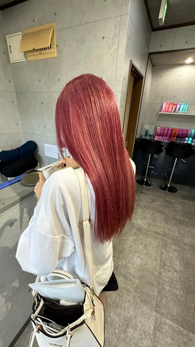 ロング ボブ くびれヘア くせ毛 髪質改善 切りっぱなしロブ REVE 美容室のヘアスタイル