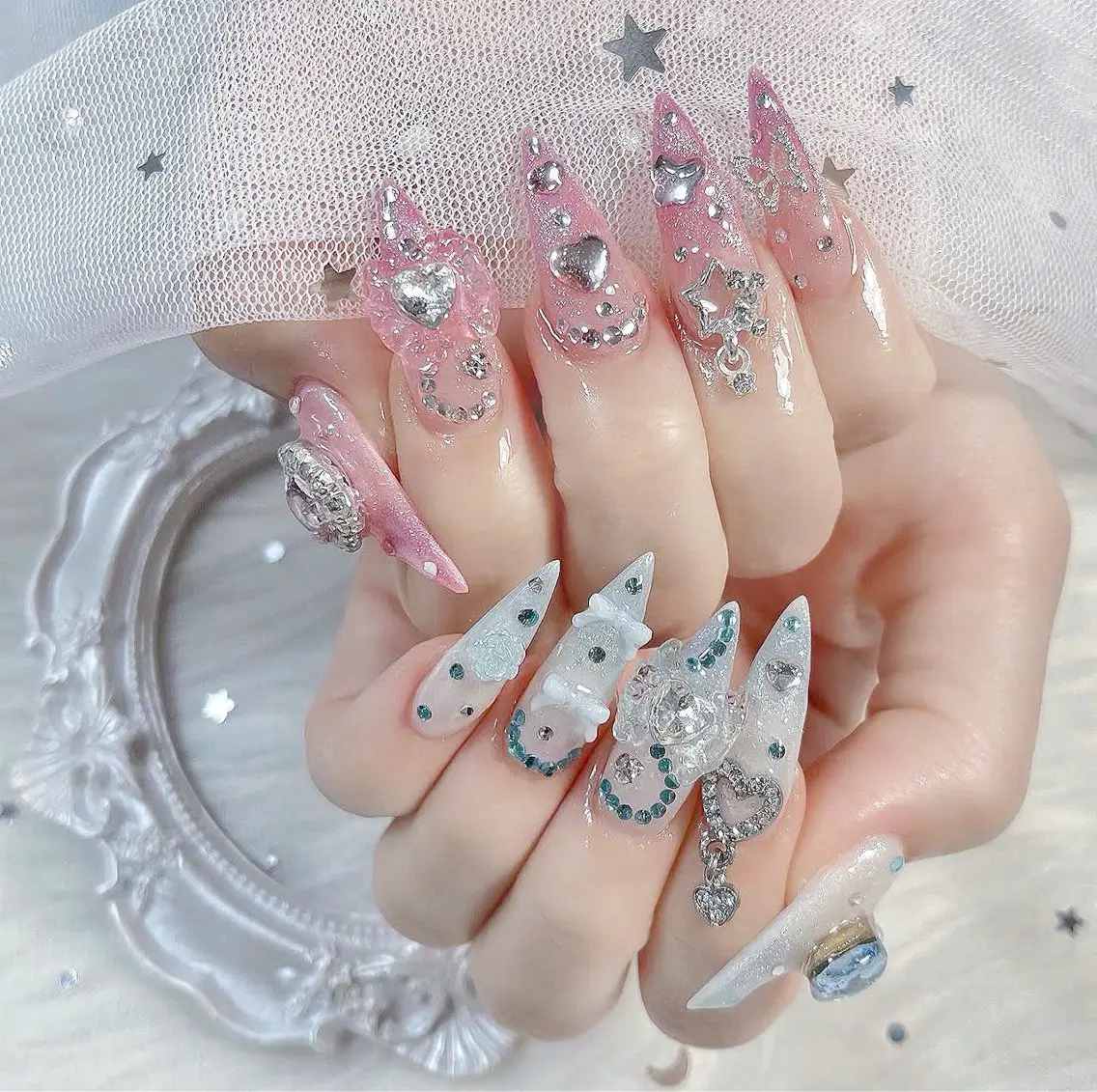 ネイル チークネイル ドット 長さ出し フットネイル フレンチネイル ハンドネイル Hana Nail Salonのネイルデザイン