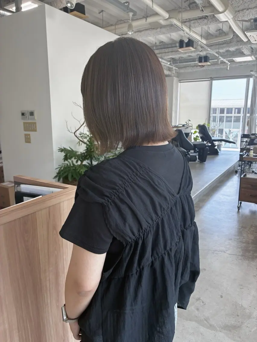 ショート カラー ヘアカラー 髪質改善が得意✨ 榎本亜衣のヘアスタイル