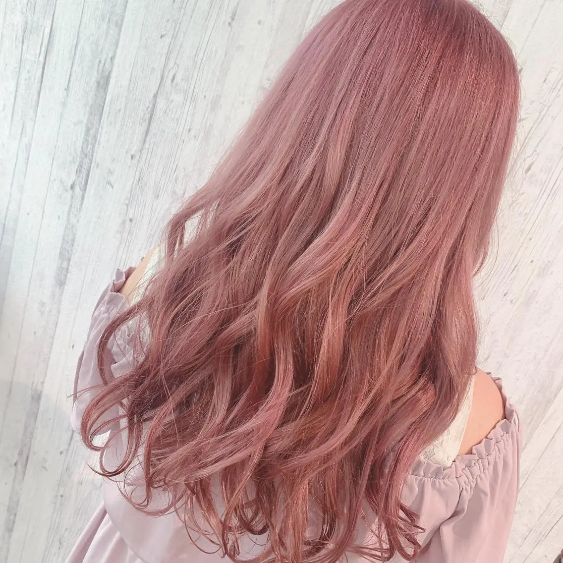 ロング カラー ヘアアレンジ アッシュ ピンクカラー ピンクアッシュ 髪質改善 トリートメント ヘアカラー トリートメント 新宿color🐝 AYAKA🌈💖のヘアスタイル