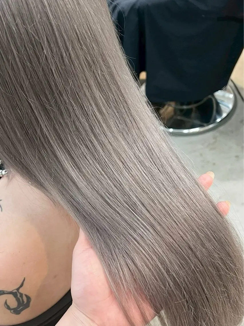 ロング ヘアカラー nanami ケアブリーチ/表参道のヘアスタイル