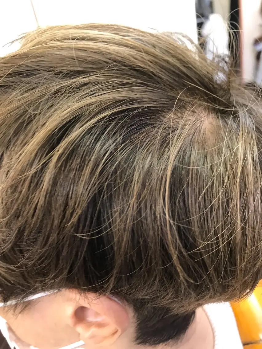 ショート カラー 桧山 真のヘアスタイル