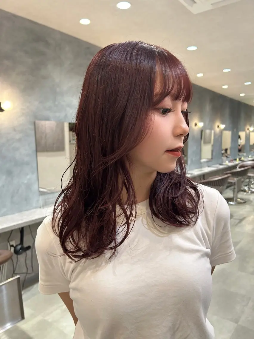 ミディアム 山元 くるみのヘアスタイル