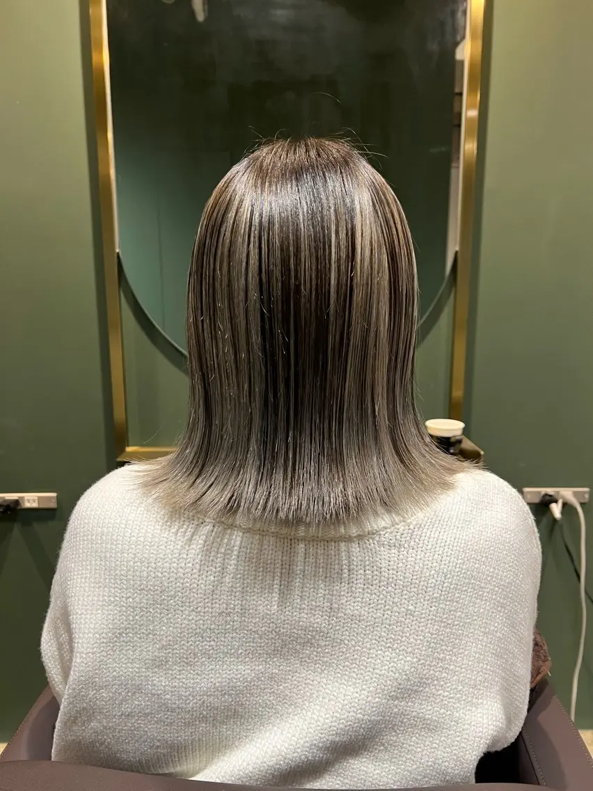 ミディアム カラー ヘアカラー トリートメント ヘッドスパ カラースペシャリスト しょう🧑🏼‍🎨のヘアスタイル