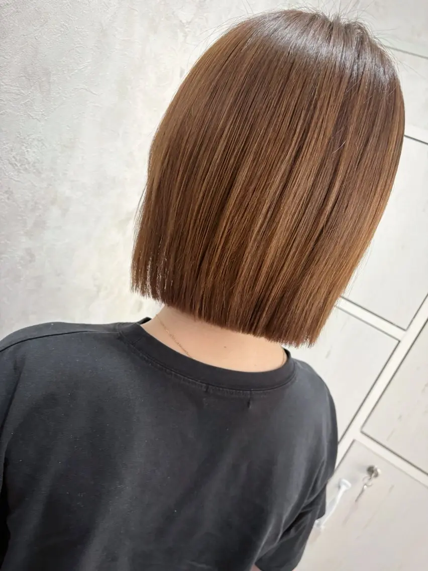 ミディアム ボブ トリートメント カット 縮毛矯正 トリートメント うる艶カラー/美髪 折戸光希のヘアスタイル