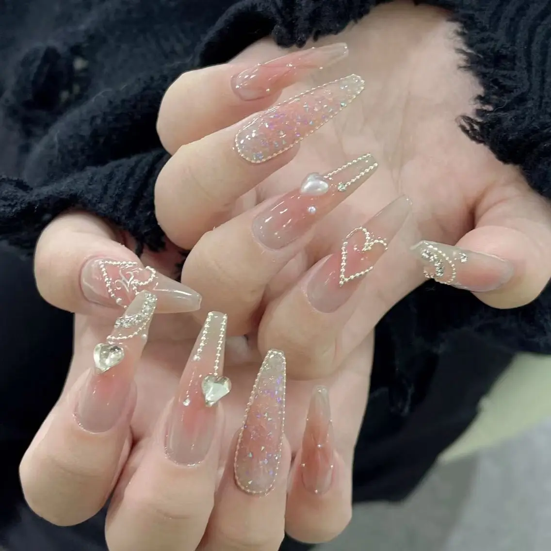 ネイル ハンドネイル Queens ひなのネイルデザイン