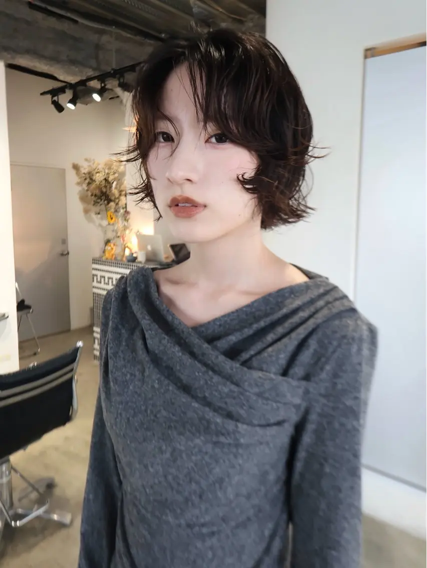 ミディアム カット パーマ 抜け感ボブパーマ レイヤーSaKuraのヘアスタイル
