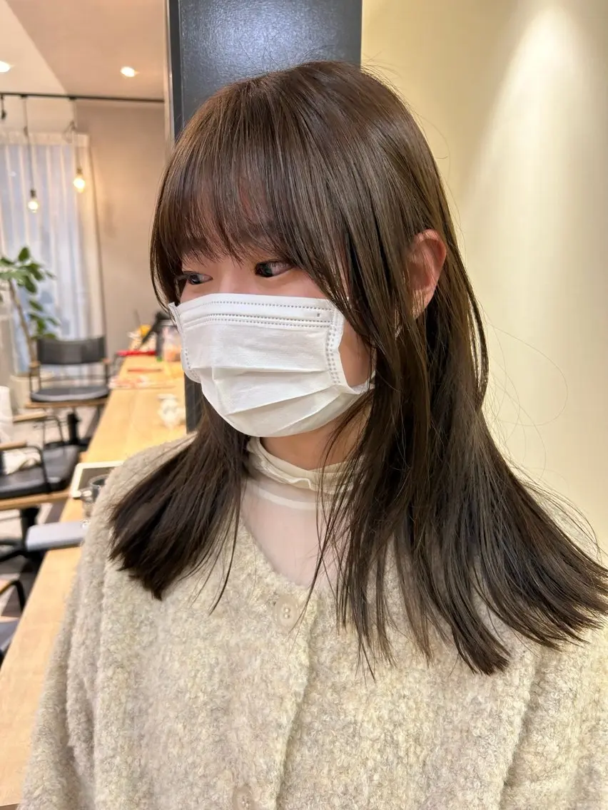 ロング カラー グレージュ hubhair レイヤー/透明感のヘアスタイル