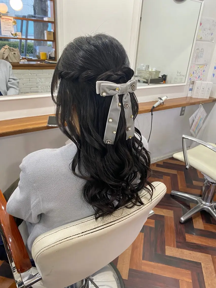 セミロング ヘアアレンジ ハーフアップ ヘアセット Kazaoka Saraのヘアスタイル