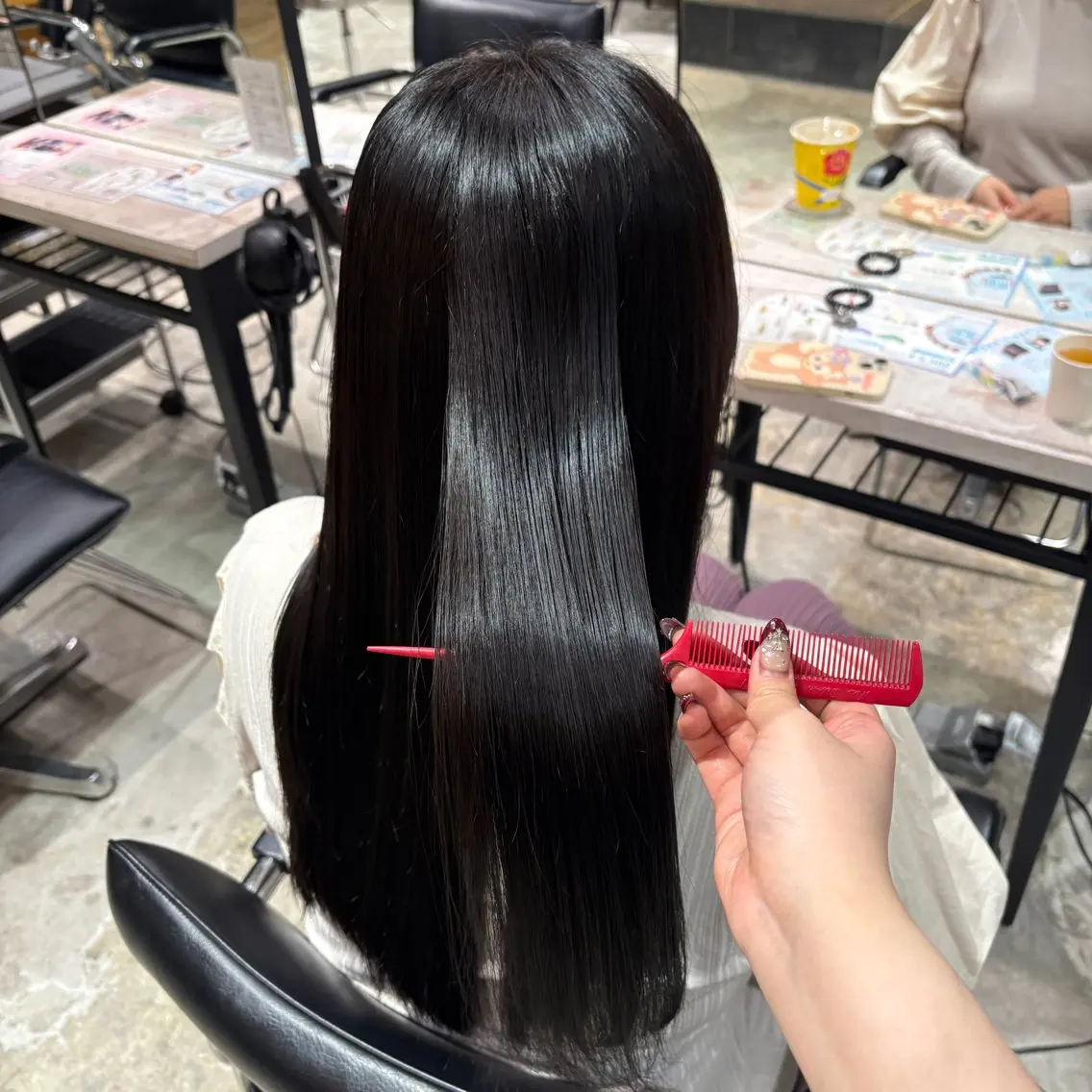 ロング カラー 縮毛矯正 トリートメント 🫧ハイトーン×艶 カラー🫧 Rionのヘアスタイル