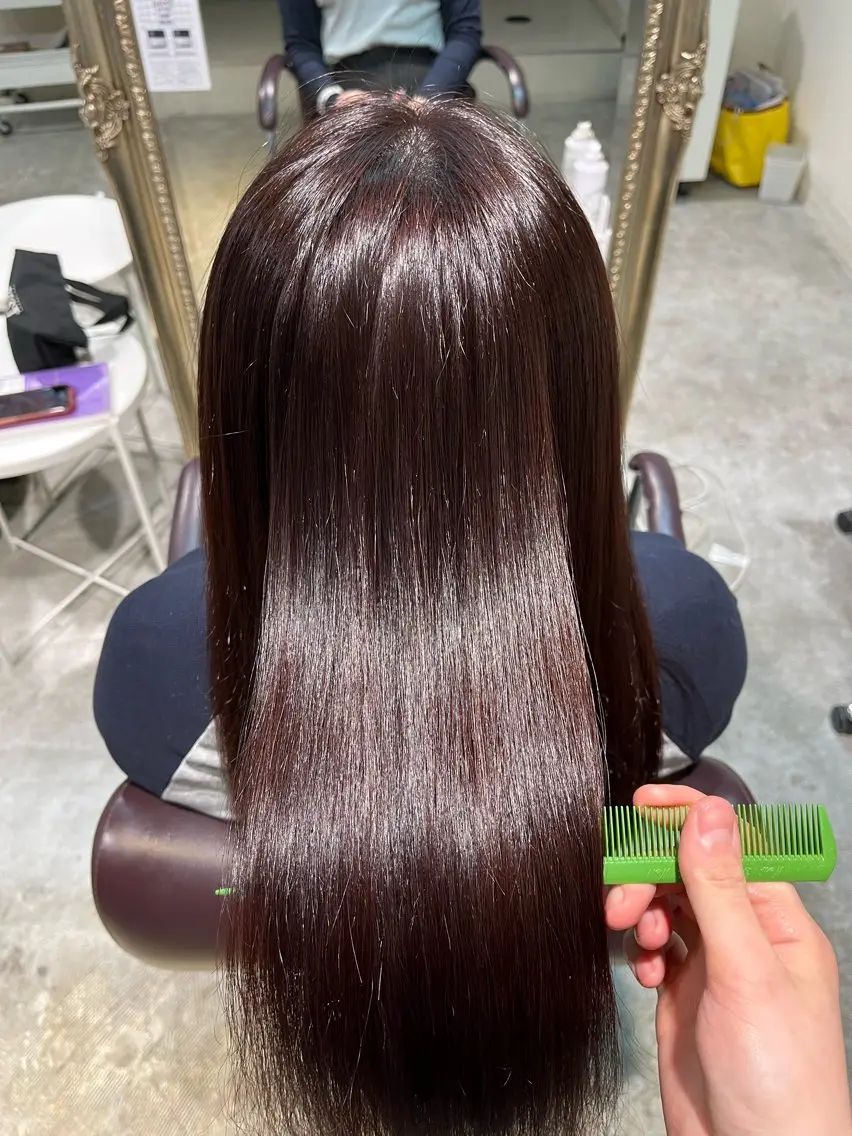 ロング カラー ヘアカラー トリートメント フェザーパーマ🌙 毛流れ yuzukiのヘアスタイル