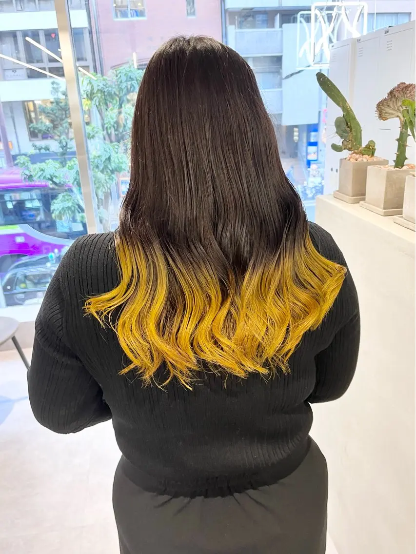 ミディアム カラー デザインカラー ダブルカラー ハイトーンカラー インナーカラー ボブ デザインカラー 小西勇次のヘアスタイル
