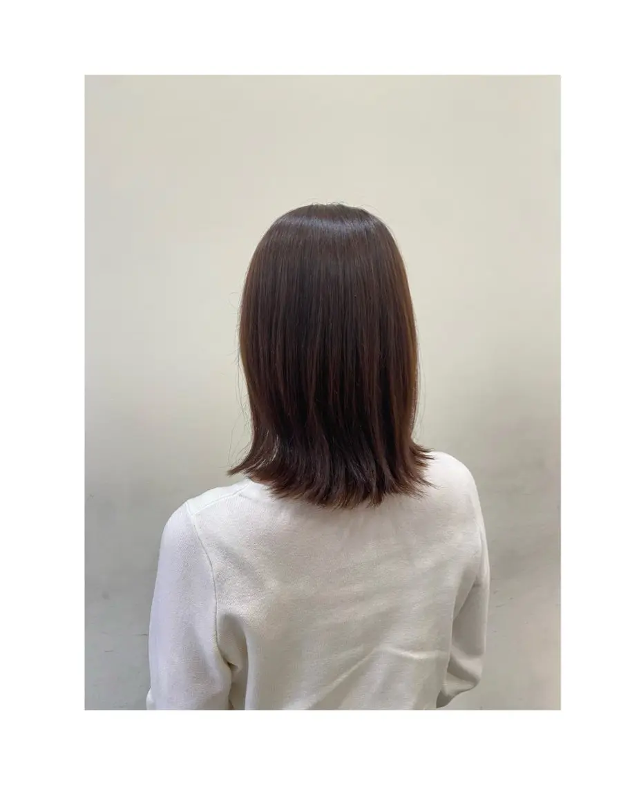 カラー 新嵩 真理のヘアスタイル