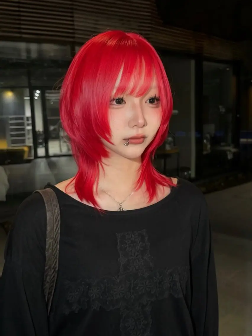 ミディアム カラー レイヤー×ハイトーン ×デザイン 啓太のヘアスタイル
