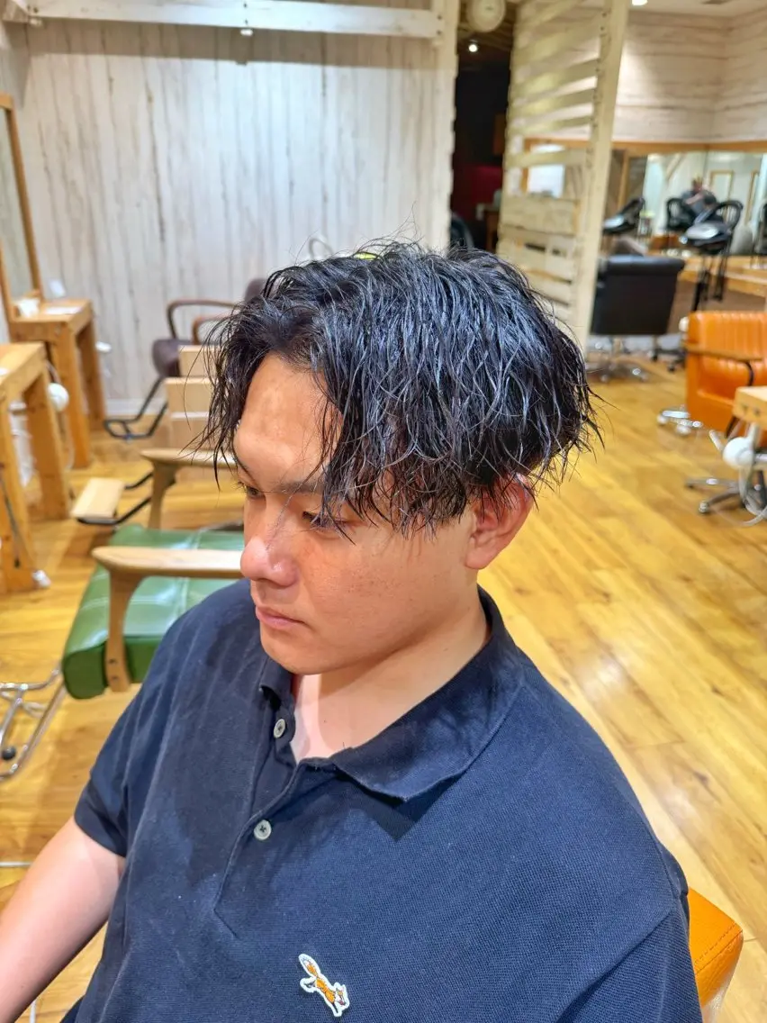 ショート パーマ メンズ 増田 祐のヘアスタイル