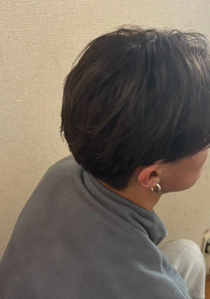 カラー ハイライトカラー ヘアカラー 松田 奈々のヘアスタイル