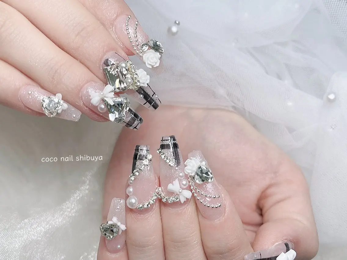 ネイル 長さ出し 韓国ネイル ロングネイル 持ち込み スーパーロングネイル ハンドネイル CoCo Nail 長さ出し専門店のネイルデザイン