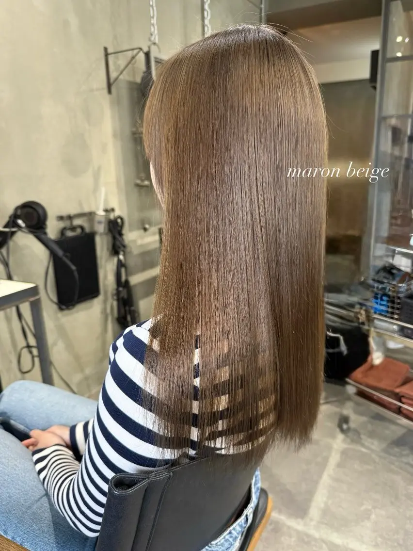 ロング カラー ベージュカラー 透明感カラー カット ヘアカラー トリートメント 佐伯 桃のヘアスタイル