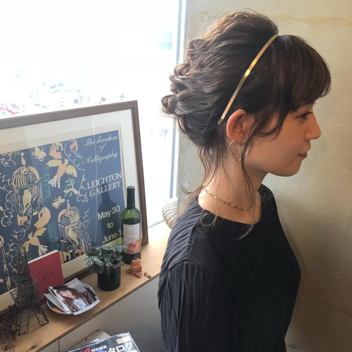 セミロング カラー ヘアアレンジ カチューシャ 川上 智汐のヘアスタイル
