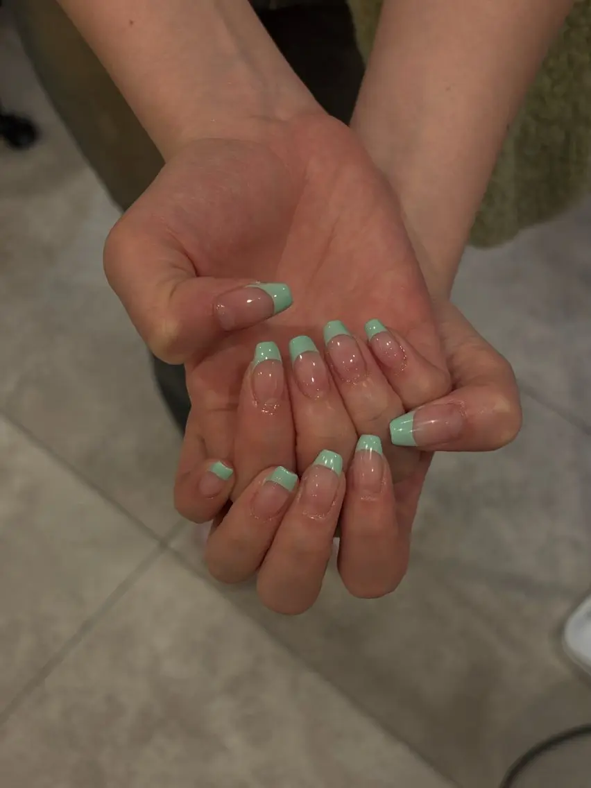 handフレンチネイル⟡▫️オフなし (クリアベース)の写真