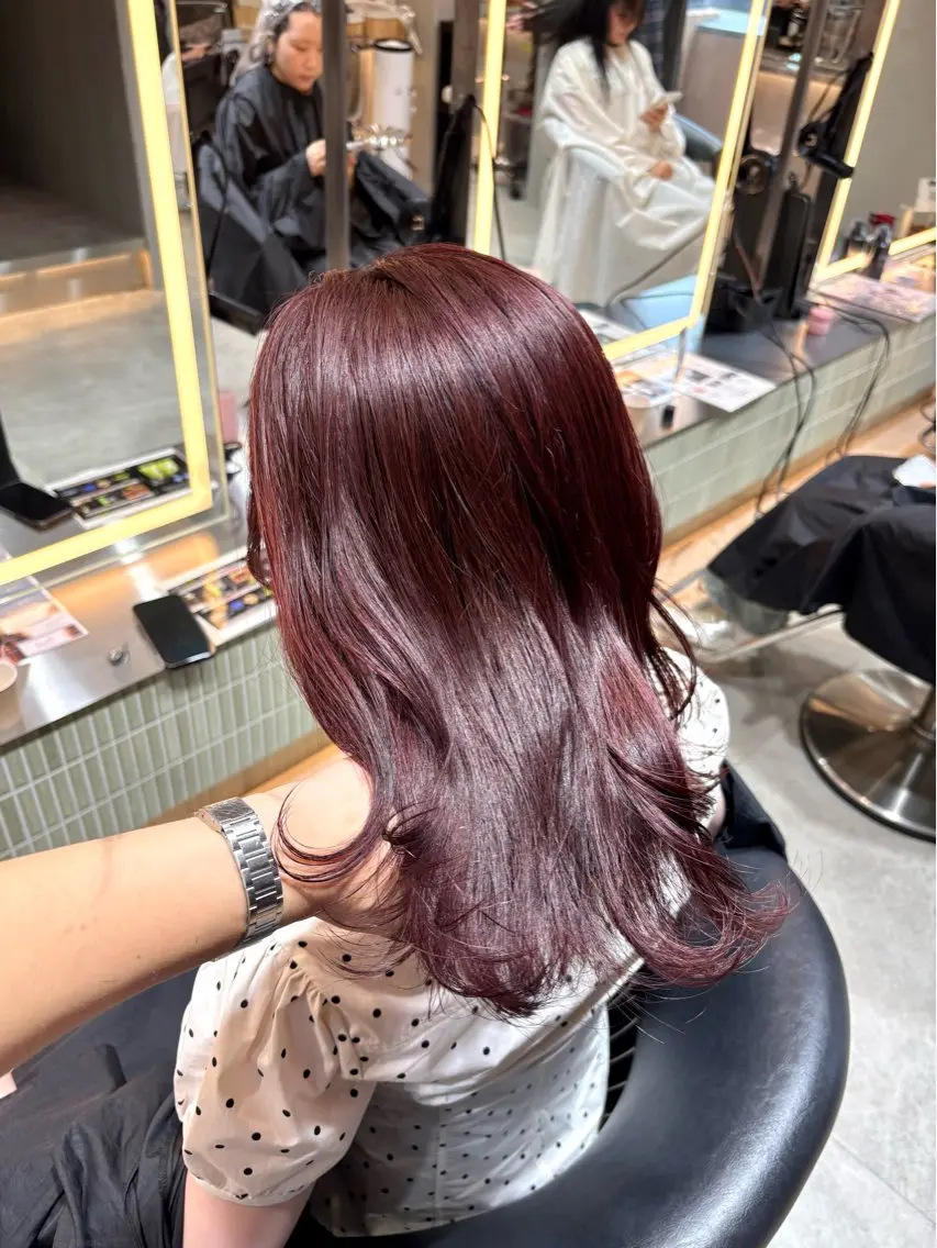 ミディアム カット ヘアカラー トリートメント 🩵縮毛矯正/ブリー チ/髪質改善/いつかのヘアスタイル