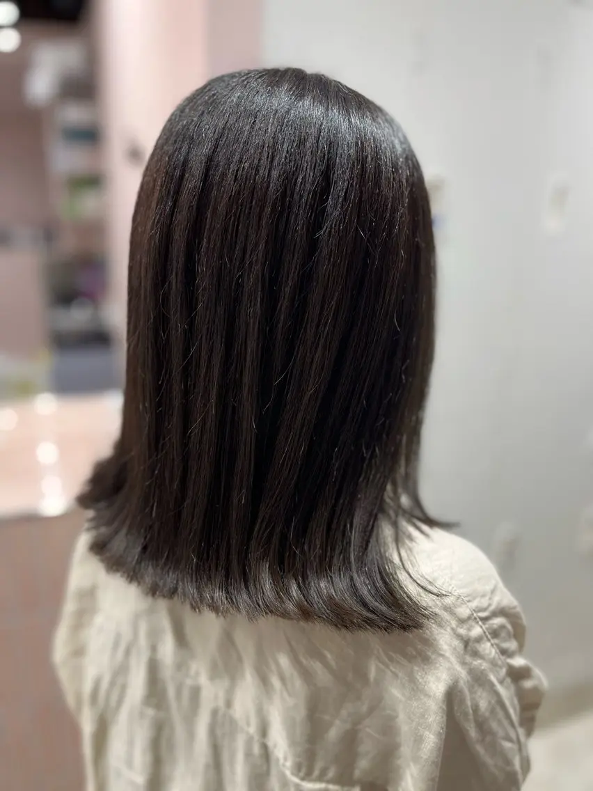 ミディアム カラー アッシュ アッシュグレー アッシュグレージュ グレージュ カット ヘアカラー トリートメント 🫧ぷる艶カラー🫧 Yuubi🦩のヘアスタイル