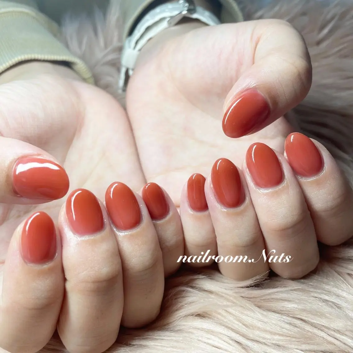 ネイル ハンドネイル nailsalon Nutsのネイルデザイン
