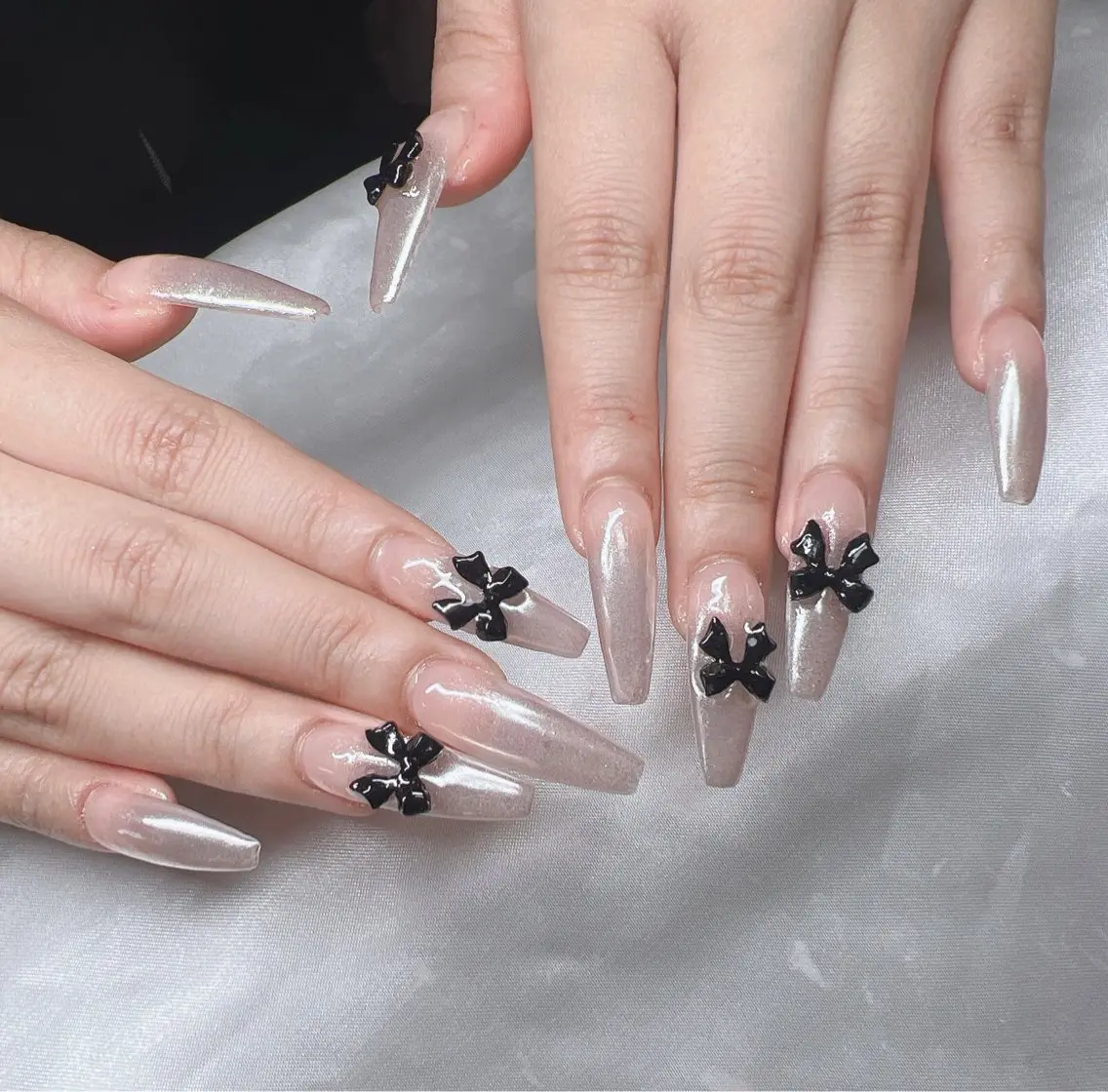 ネイル ハンドネイル Lee Ainのネイルデザイン