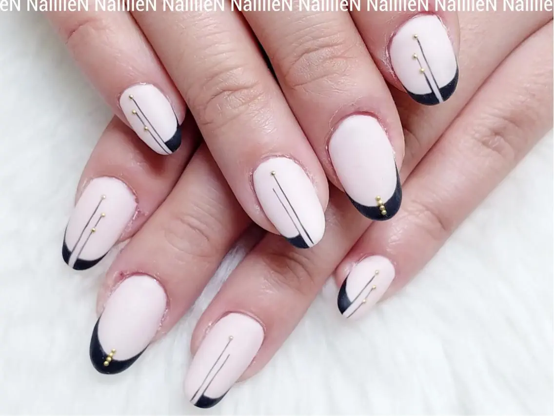 ネイル フレンチネイル マットネイル シンプルネイル Nail lieNのネイルデザイン
