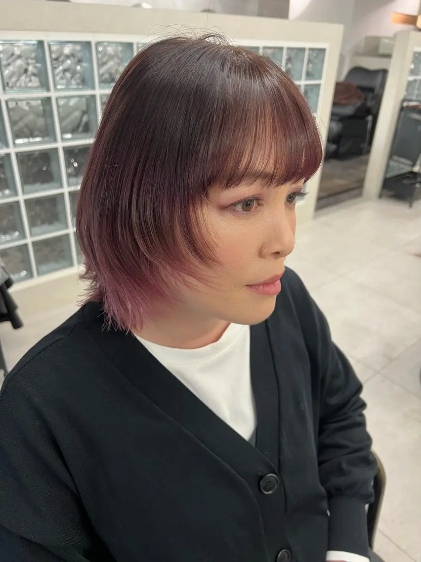 ミディアム ヘアカラー RINA 【Loem】のヘアスタイル