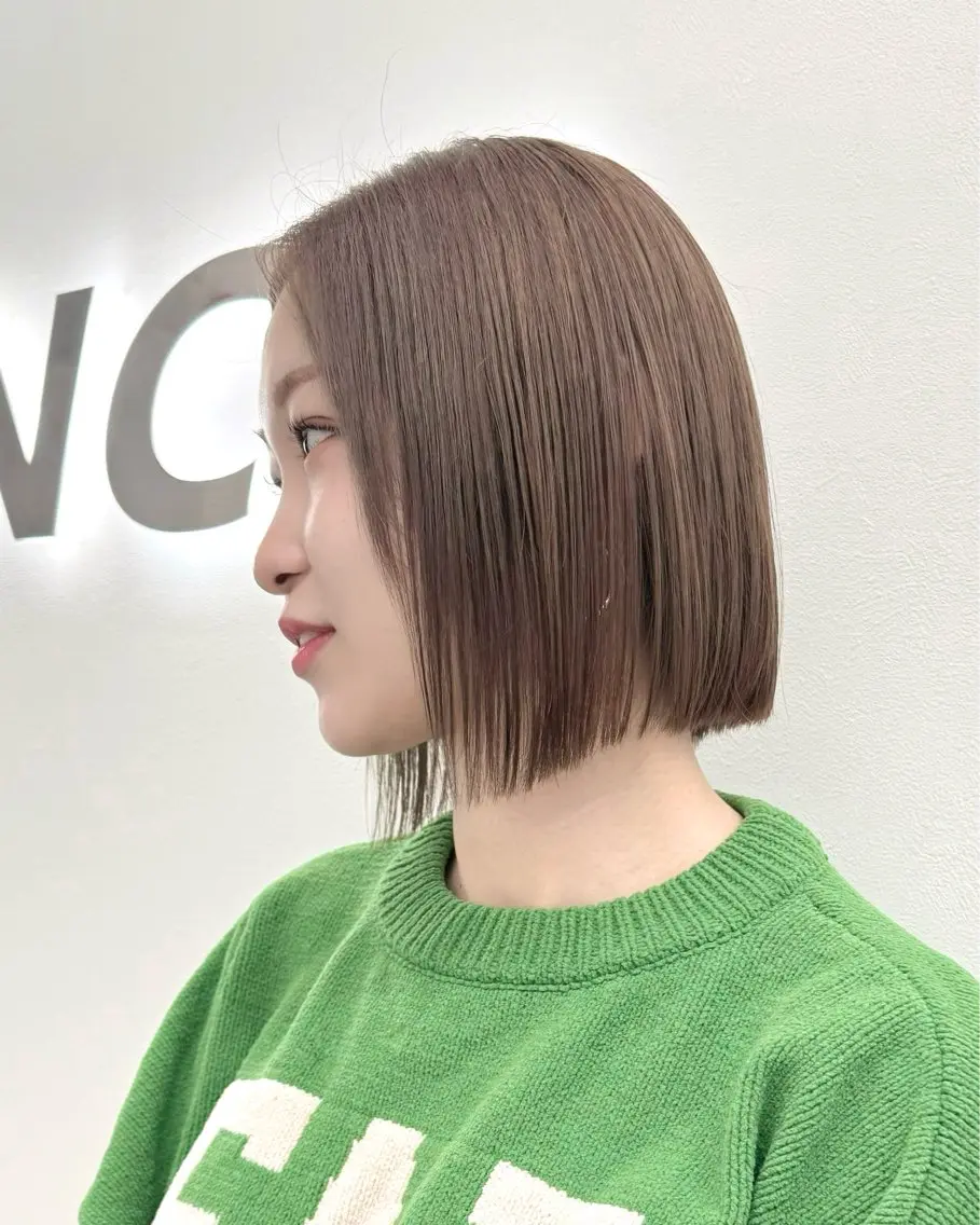 ショート カラー ヘアアレンジ カット ヘアカラー トリートメント ヘッドスパ ヘアセット 縮毛矯正🤍 ボブ/ HIKARIのヘアスタイル