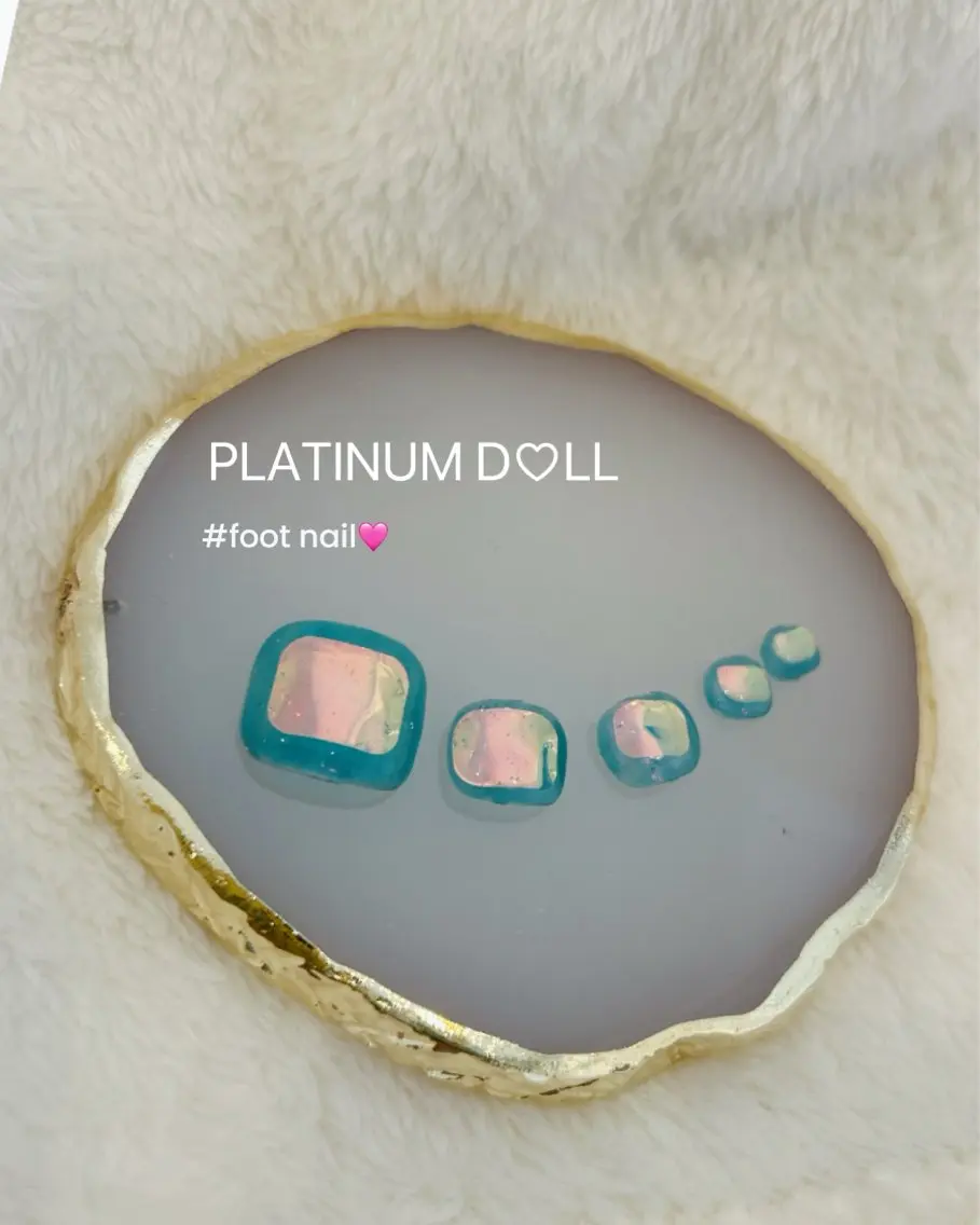 ネイル フットネイル グラデーション オフィスネイル ワンカラーネイル シンプルネイル フットネイル 🎀大人nail /NOISMはな🎀のネイルデザイン