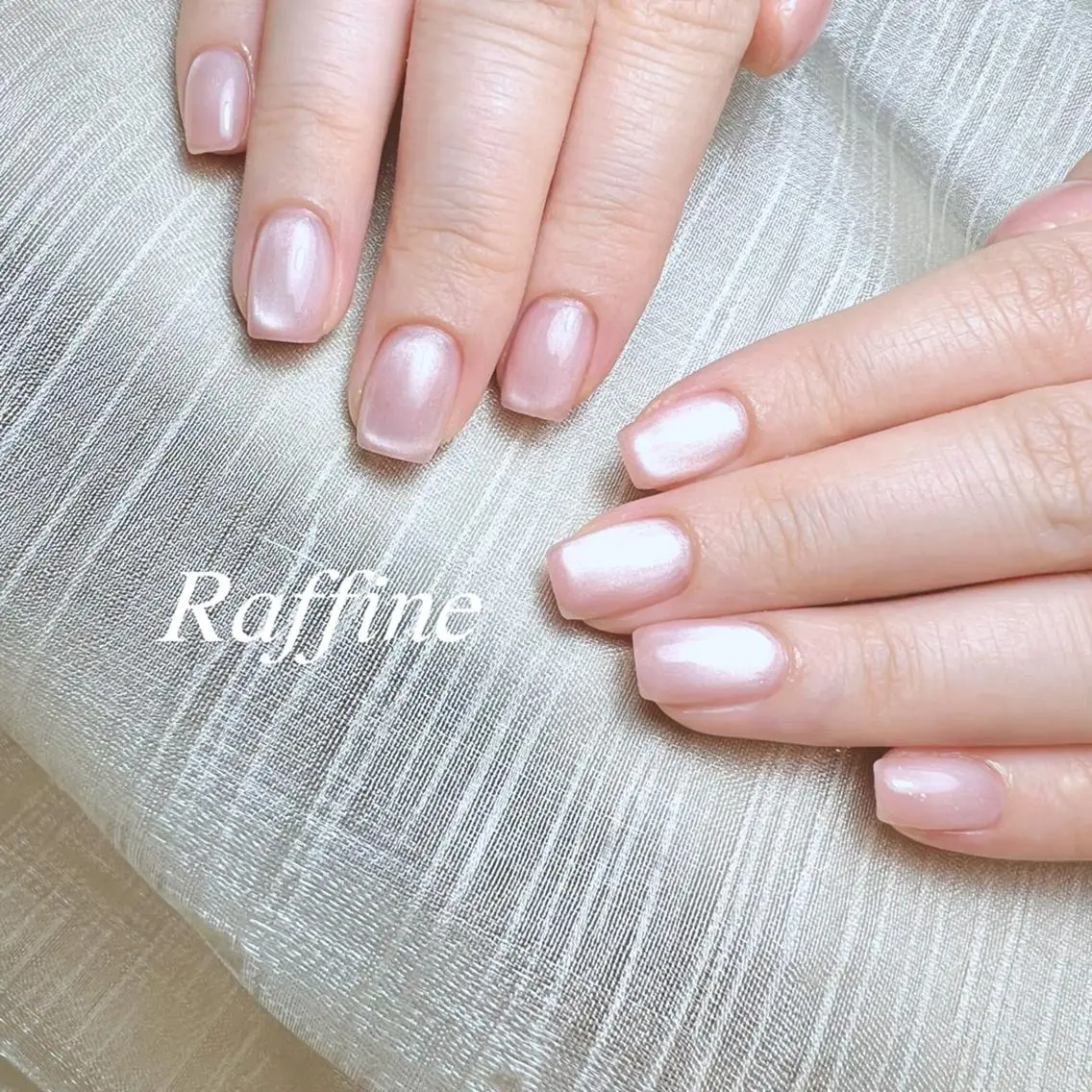 ネイル ハンドネイル RAFFINE haru🦋🩵のネイルデザイン