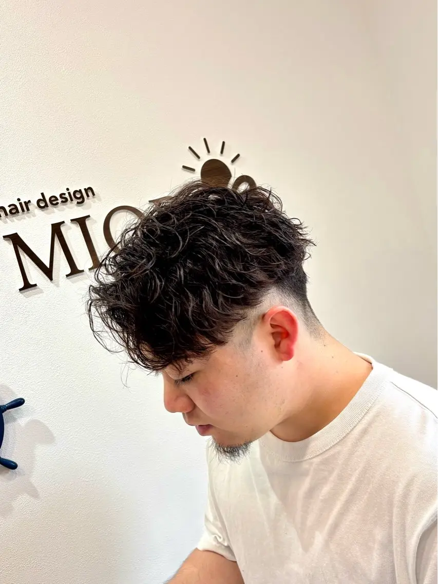 エルジューダミルク付き メンズカット+特殊パーマ+トリートメントの写真