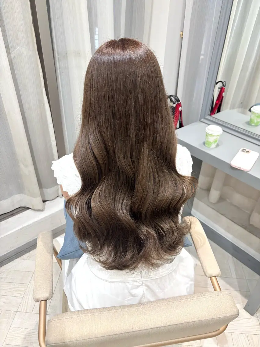 ロング カラー ベージュカラー 透明感カラー カット ヘアカラー トリートメント オリーブカラー/ ピンクカラー/みさきのヘアスタイル