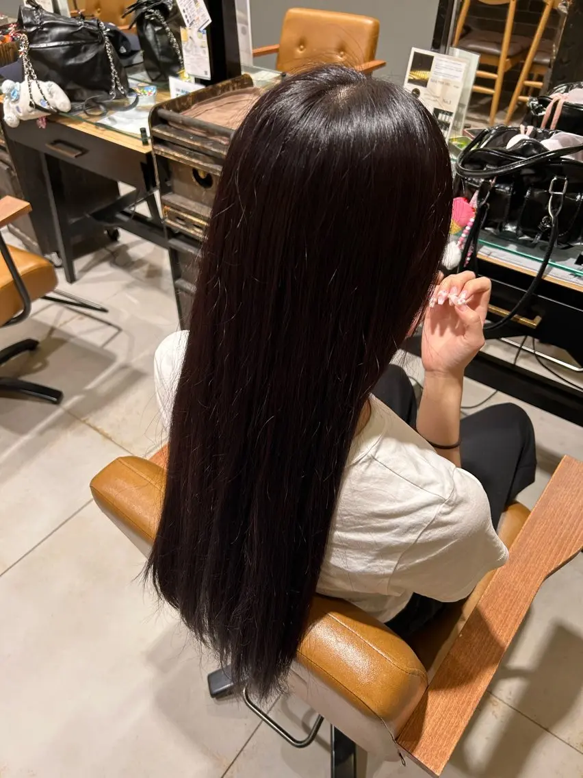 カラー 冨森 瑠海のヘアスタイル