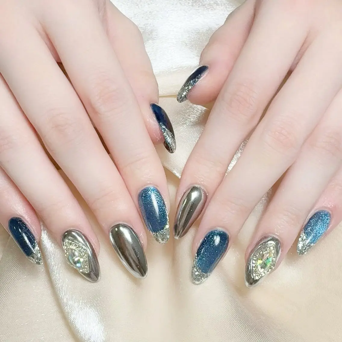 メンズ ネイル メンズ韓国風 アートネイル オーロラネイル ガーリー キラキラネイル ハンドネイル Nail salon 木にいるのネイルデザイン