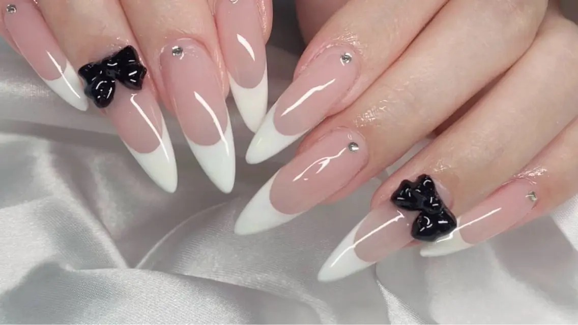 ネイル アートネイル フレンチネイル ジェルネイル 韓国ネイル マグネットネイル HAPPI NAIL 大国町のネイルデザイン