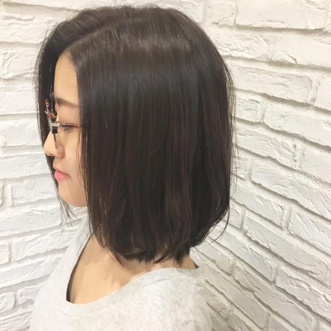 ミディアム カラー アッシュ 透明感カラー 鈴木 麻希のヘアスタイル