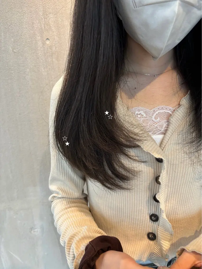 ロング カラー 顔周りカット レイヤーカット カット ヘアカラー 小木曽 里華のヘアスタイル