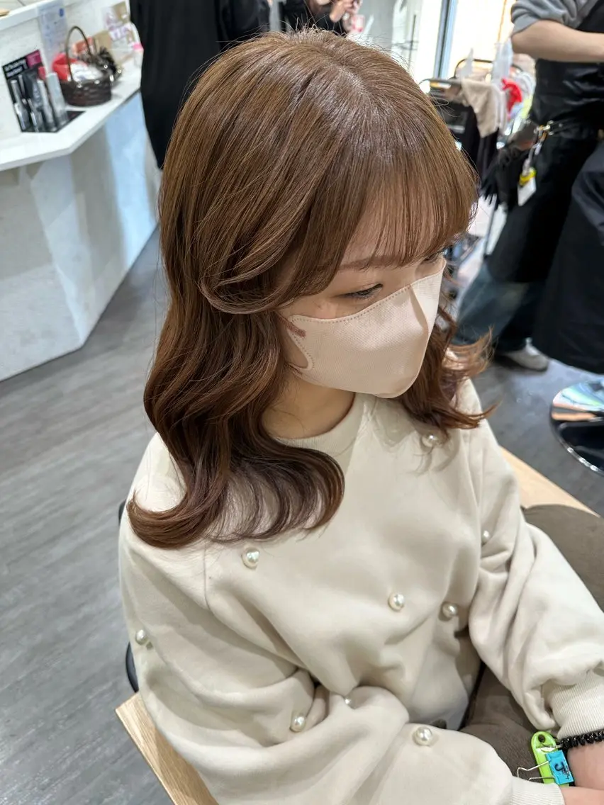 ミディアム カラー ベージュカラー ブラウンカラー ブラウンベージュ カット ヘアカラー トリートメント 艶髪レイヤー上田 紗也🇰🇷💗のヘアスタイル